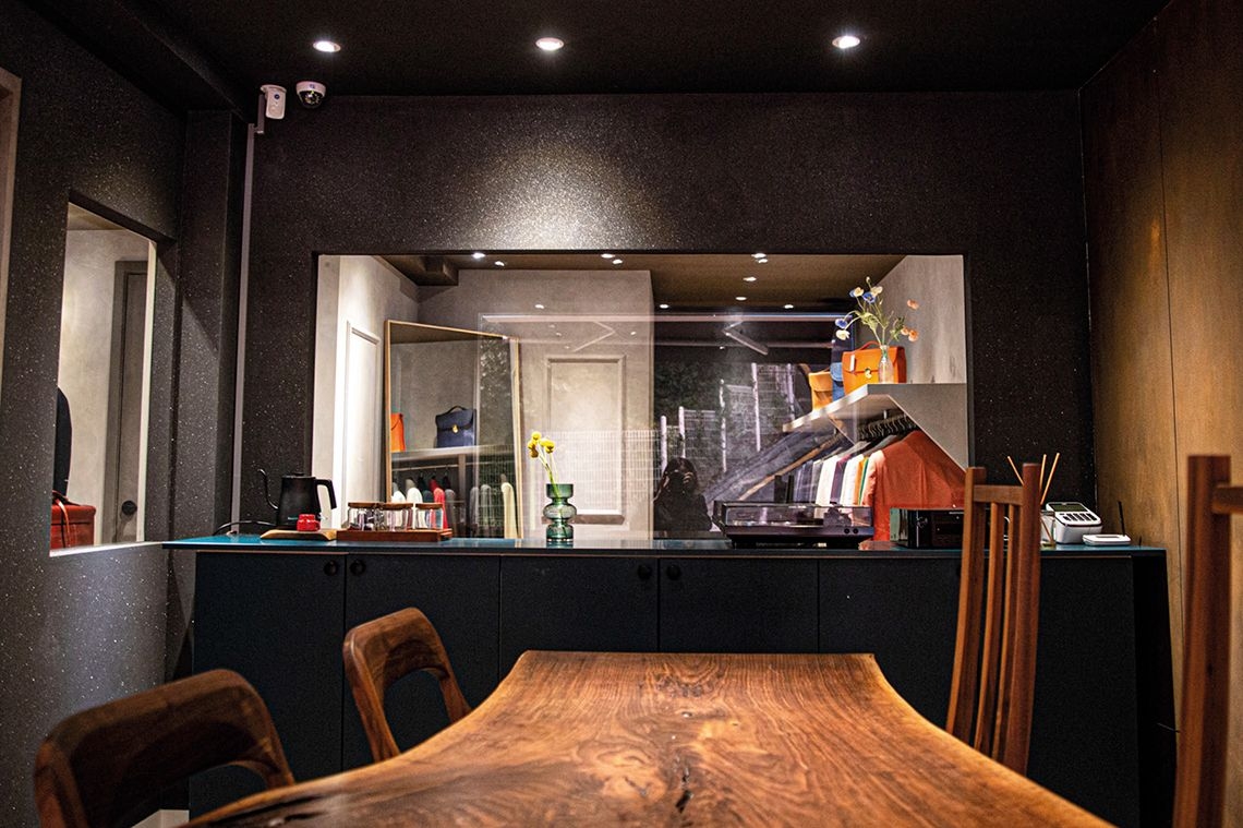 01_Blog1Gennaio_Wandgestaltung_mit_Glitter-Optik